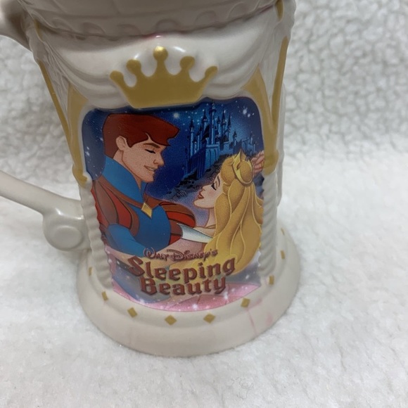 Walt Disney Sleeping Beauty 3-D tall coffee cup mug Aurora with Prince - Picture 2 of 11
